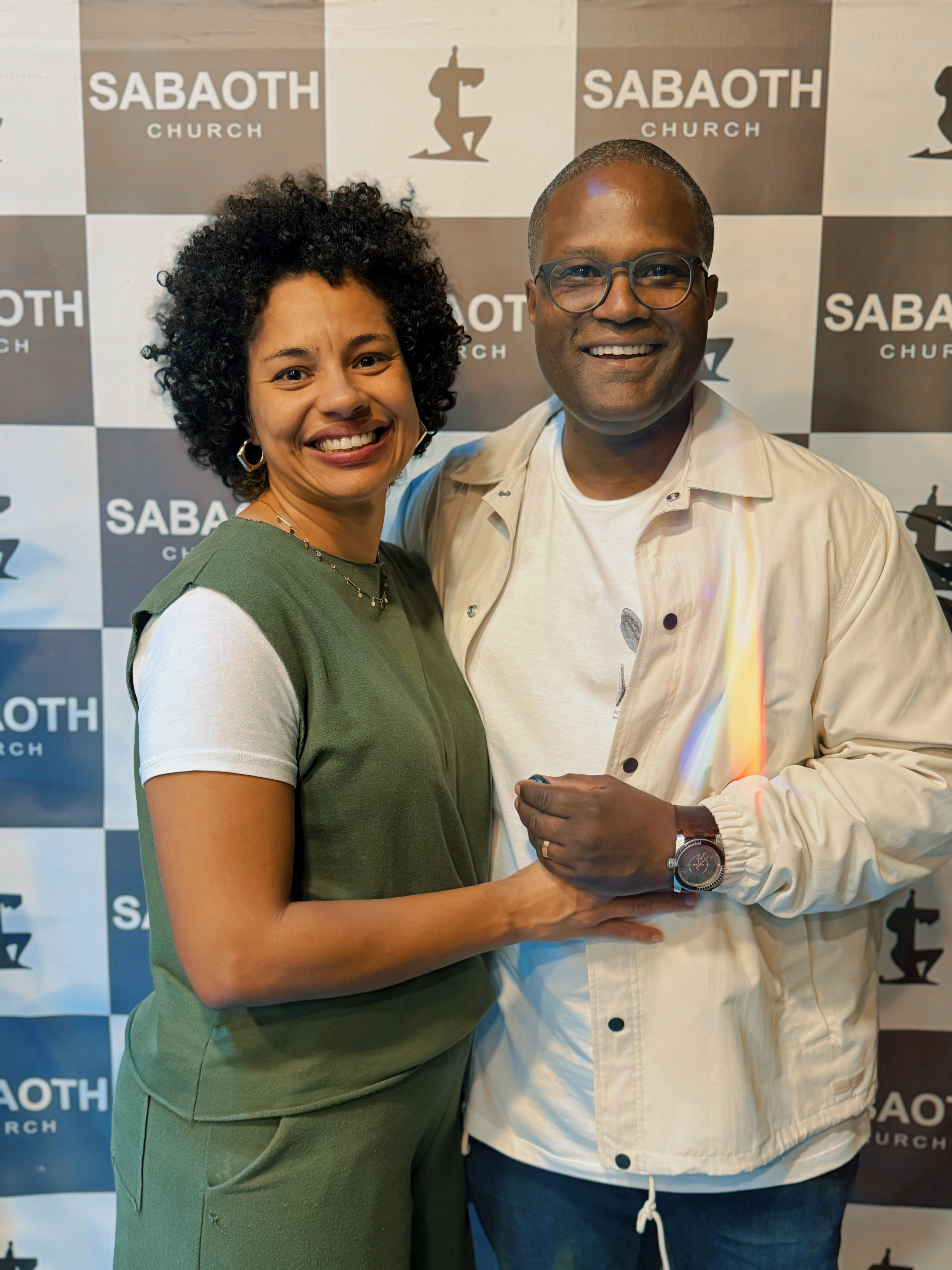 Pastores Luis Fernando e Renata